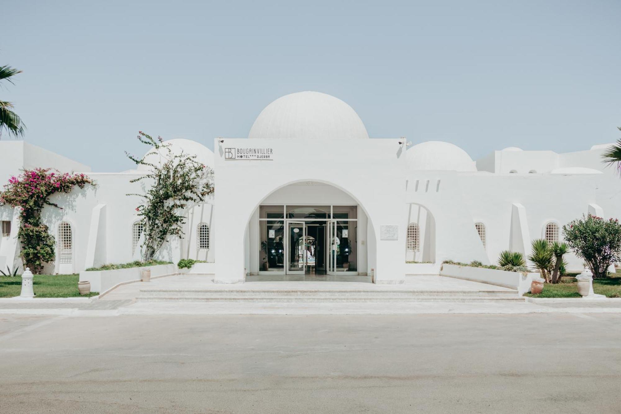 Hotel Bougainvillier Djerba Taguermess Exterior photo